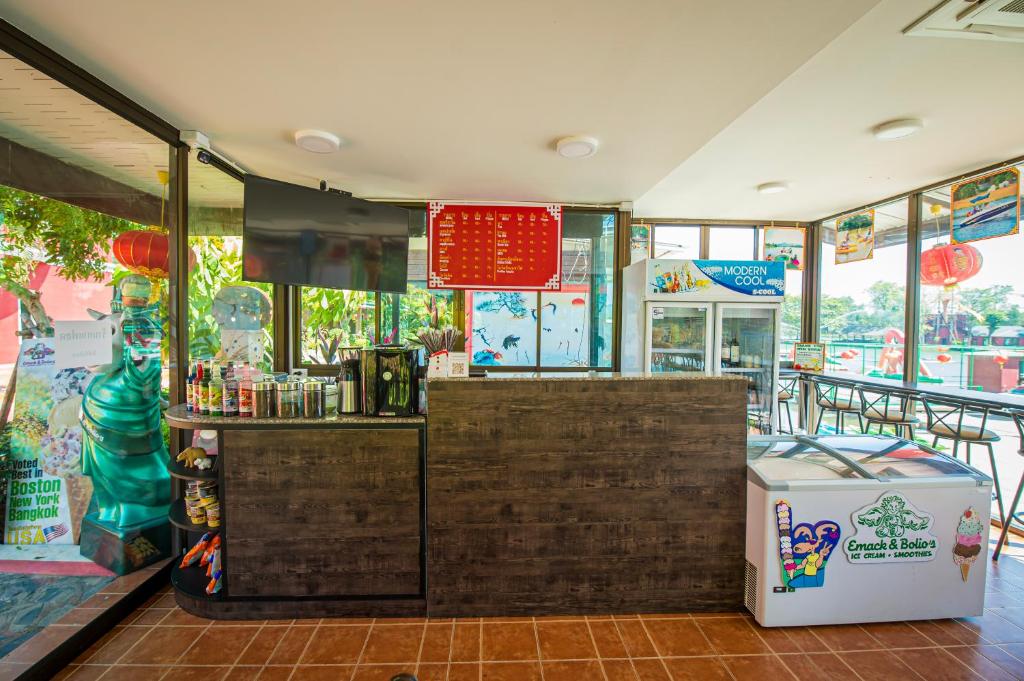 Shops