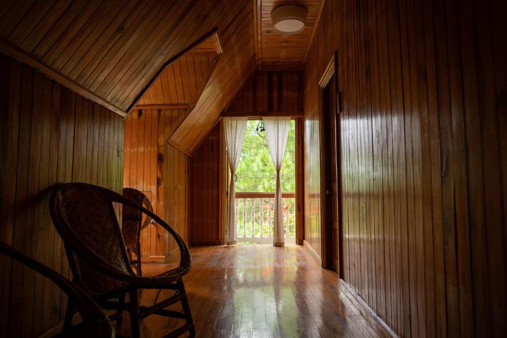 1. 힐록 빌라 (H..