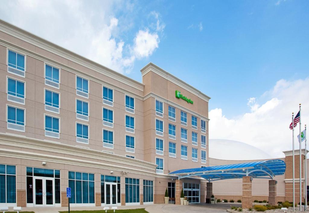 Holiday Inn Toledo - Maumee I-80/90 photo