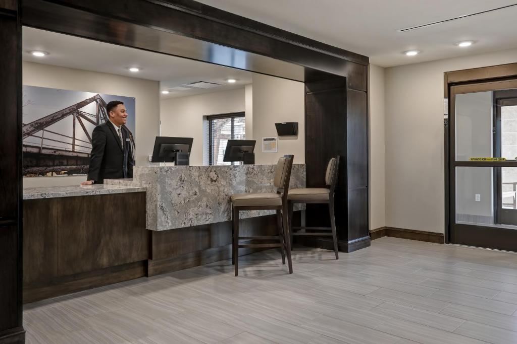 Staybridge Suites Overland Park - Kansas City S photo