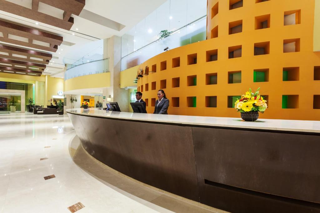 Holiday Inn Puebla Finsa By IHG 外観