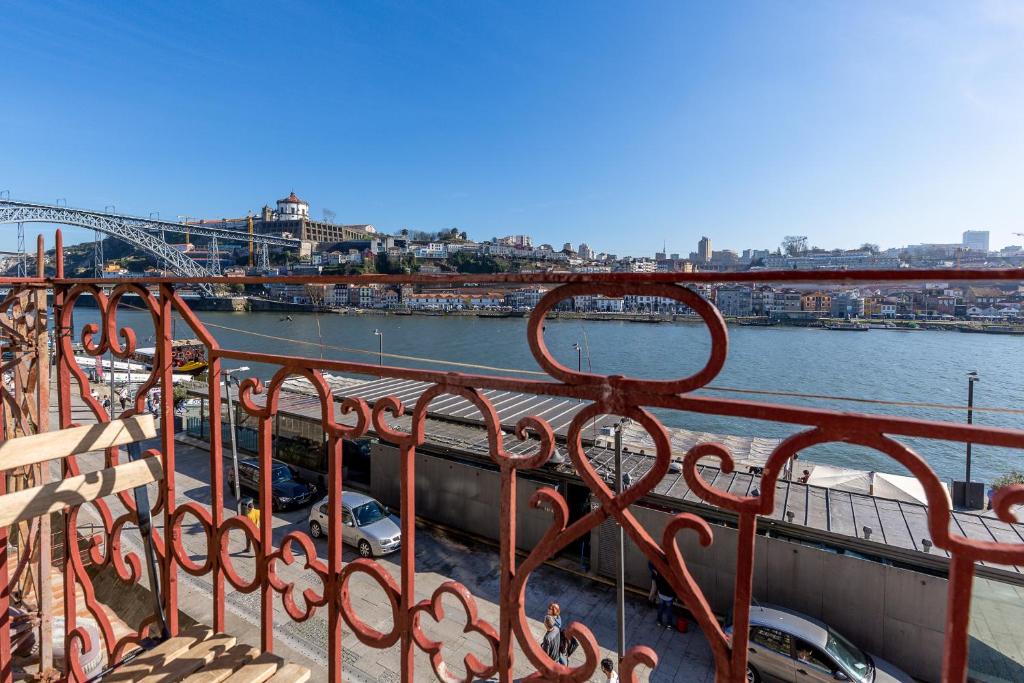 YOUROPO - Ribeira Porto photo