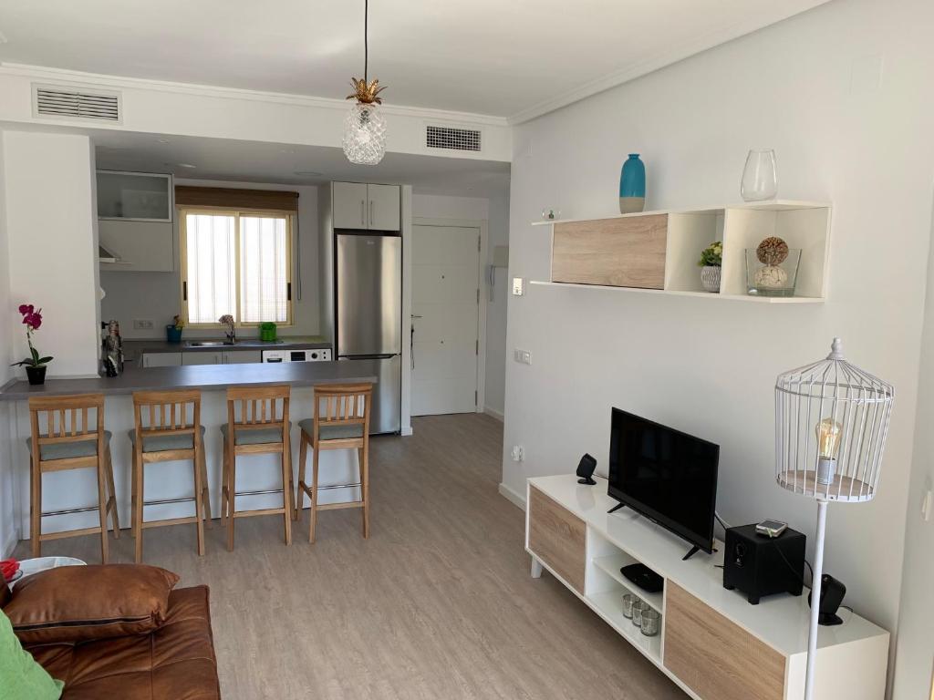 Apartamento Frente al mar, RECIEN RENOVADO, 1 hab 1 baño - 4