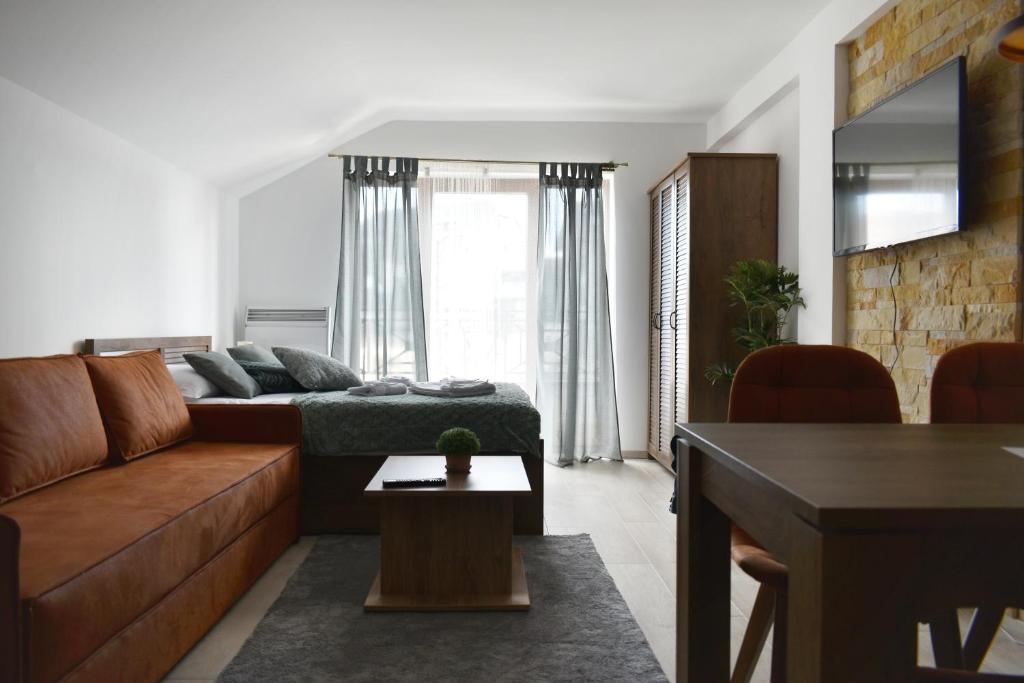 S 68, Milmari Resort - 4