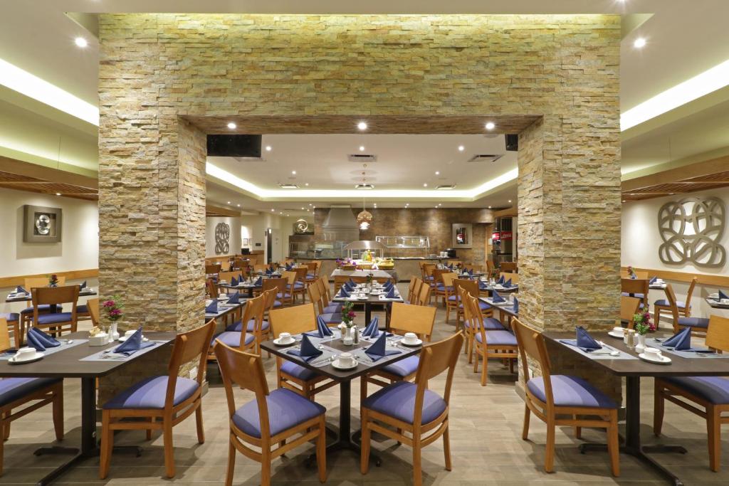 Holiday Inn Monterrey Norte by IHG - 4