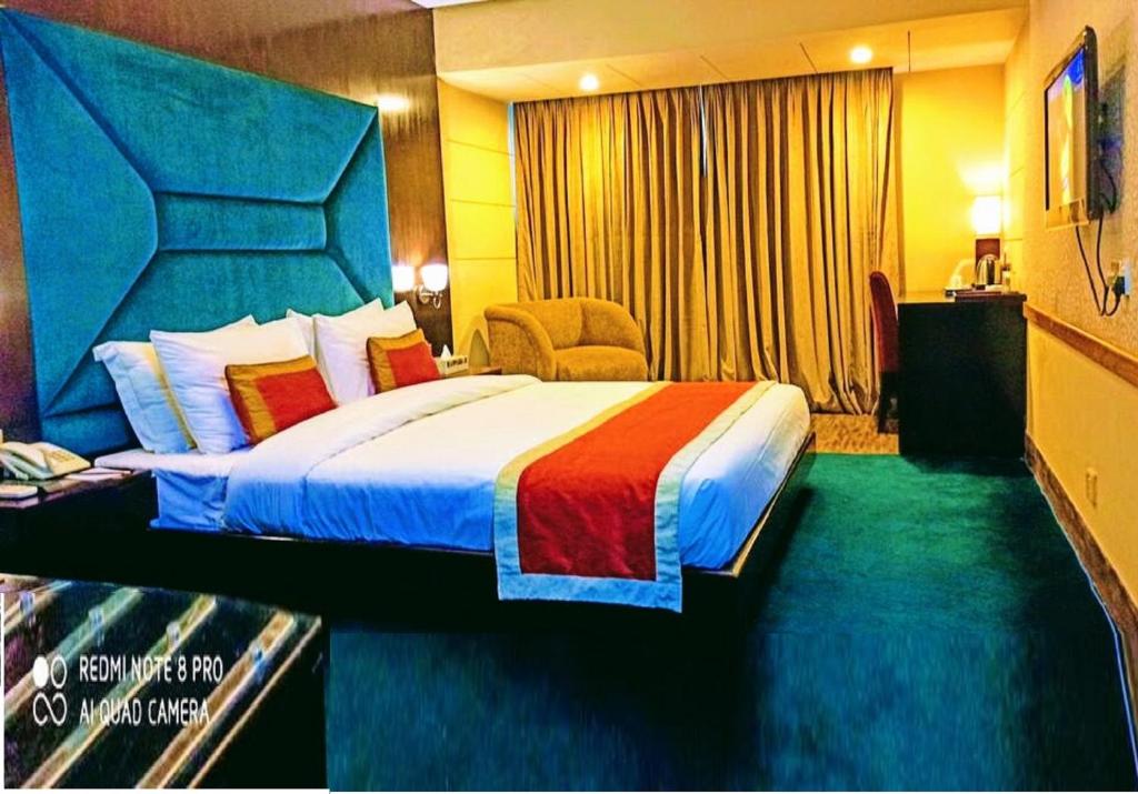 West Park Inn