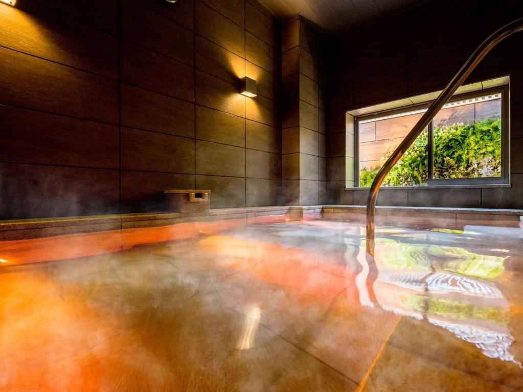 Super Hotel Premier Musashi Kosugi-Ekimae