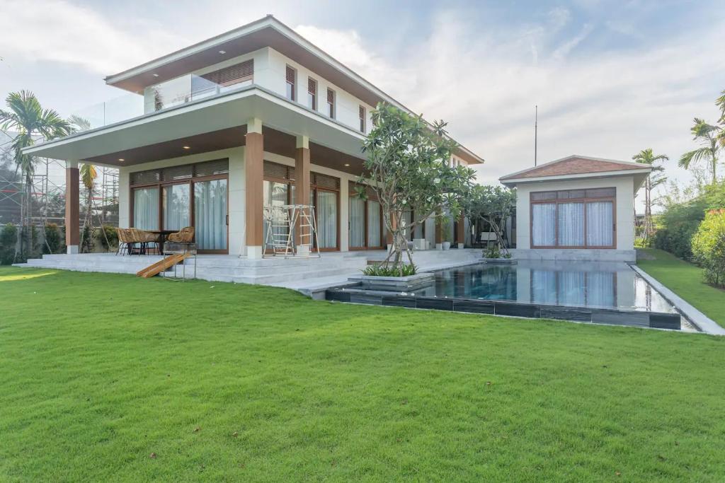 The Ocean Estates Resort