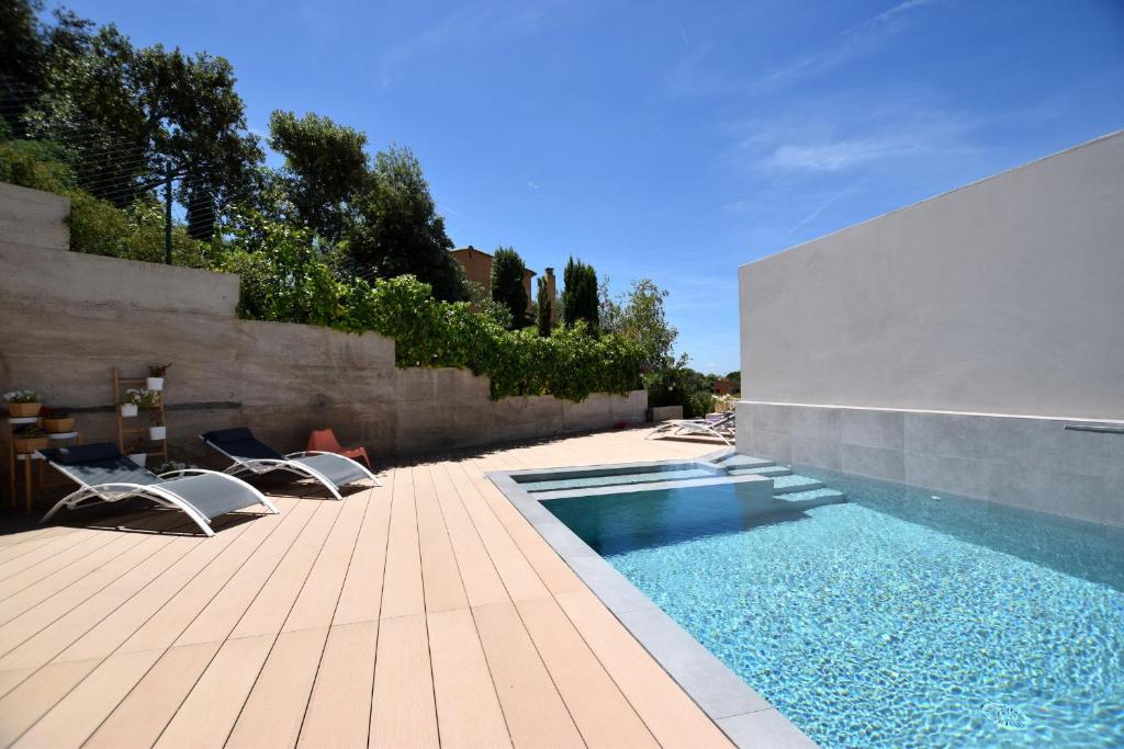 Casa Lou, architect villa with heated pool at Begur, 470m2 - 2