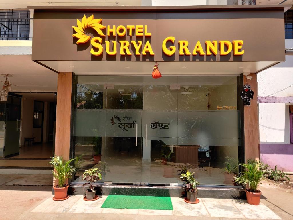 Hotel Surya Grande photo
