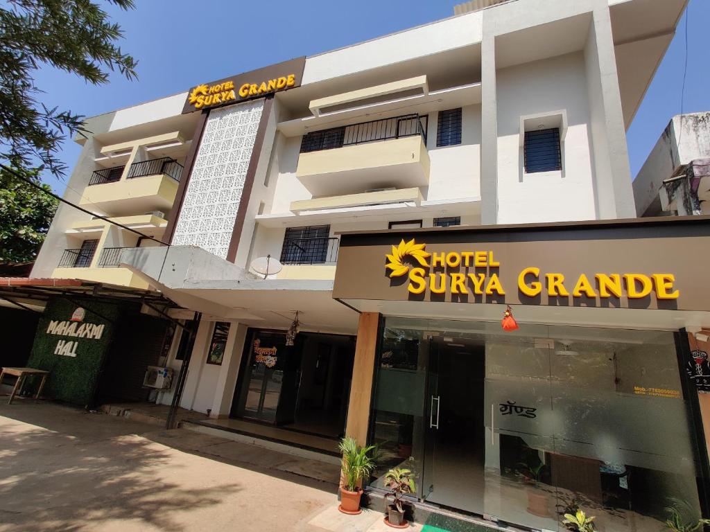 Hotel Surya Grande photo