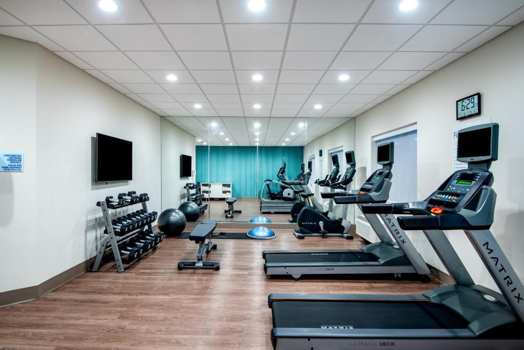 Holiday Inn Express and Suites Punta Gorda photo