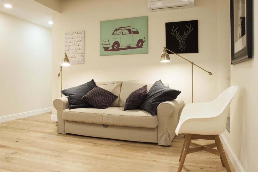 Gilbe One Apartment by Mamo Florence, Florencie