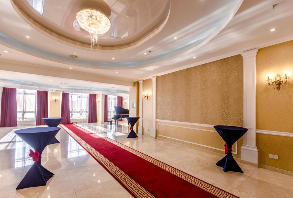 Holiday Inn Ulaanbaatar photo