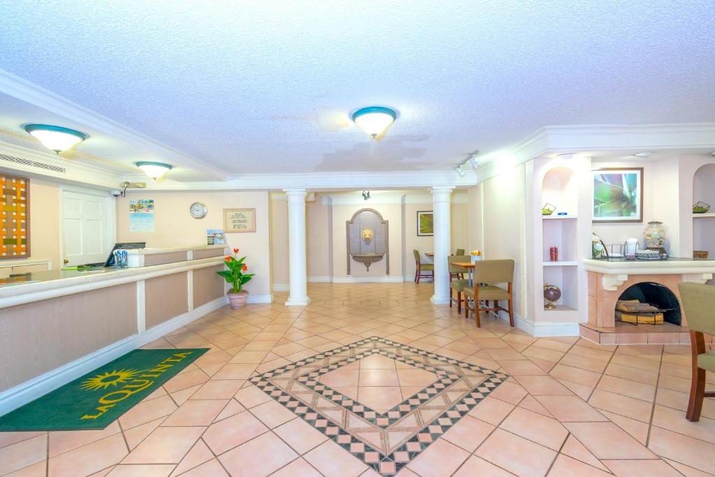 La Quinta Inn by Wyndham Clute Lake Jackson photo