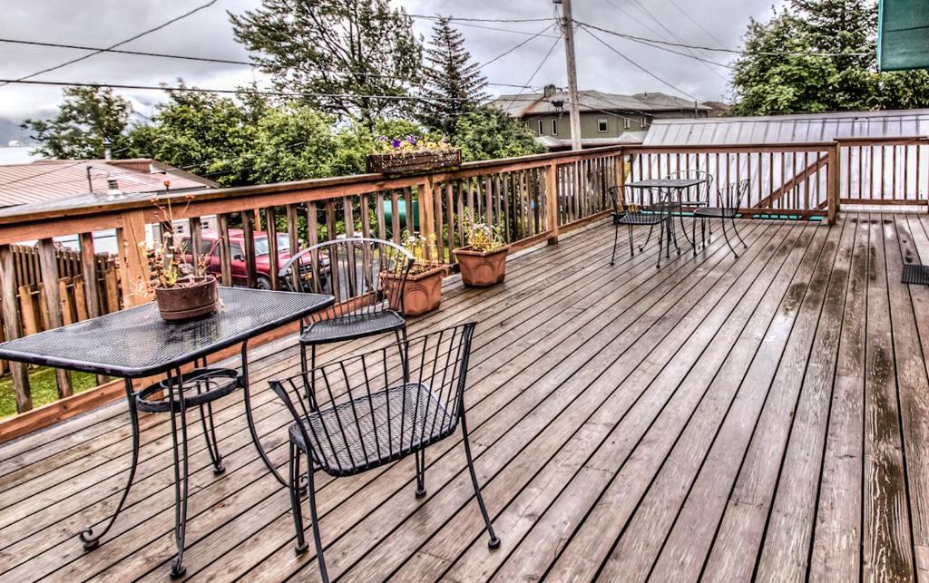 Sea Treasures Inn photo