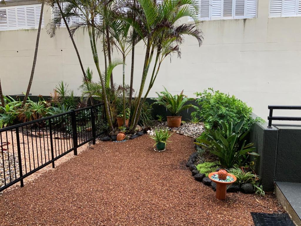 Ocean court yard photo