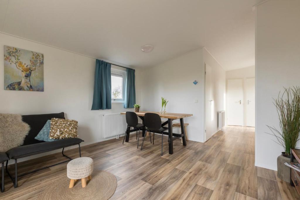 Welcome in - Chalet Vakantiepark Fort den Haak - huisdier toegestaan, Vrouwenpolder