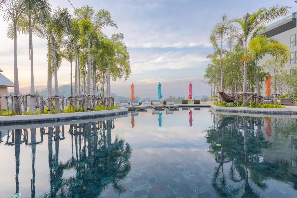 Panora Surin by Holy Cow, 1-BR, courtyard view, Surin pláž