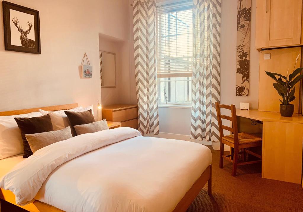 Apartment, The St Mary's Street Residence in Edinburgh