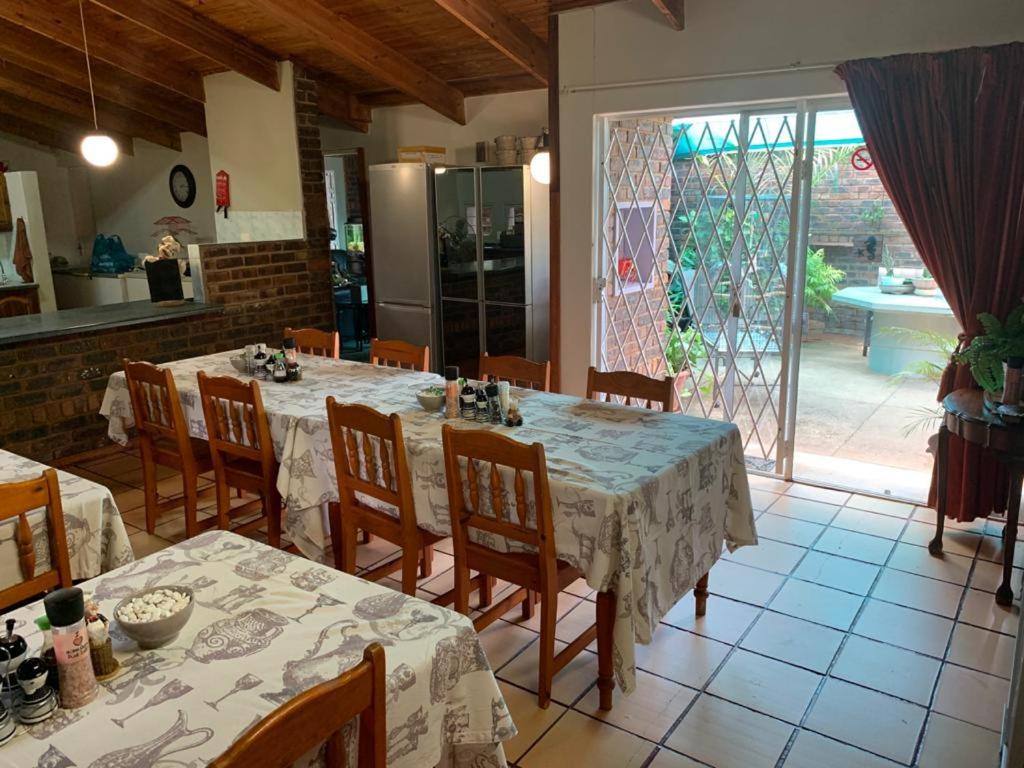 Camelthorn Guesthouse photo