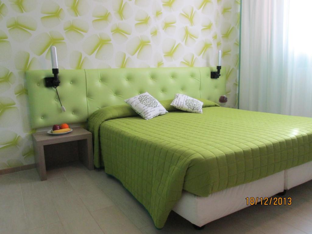 Hotel Tropical photo