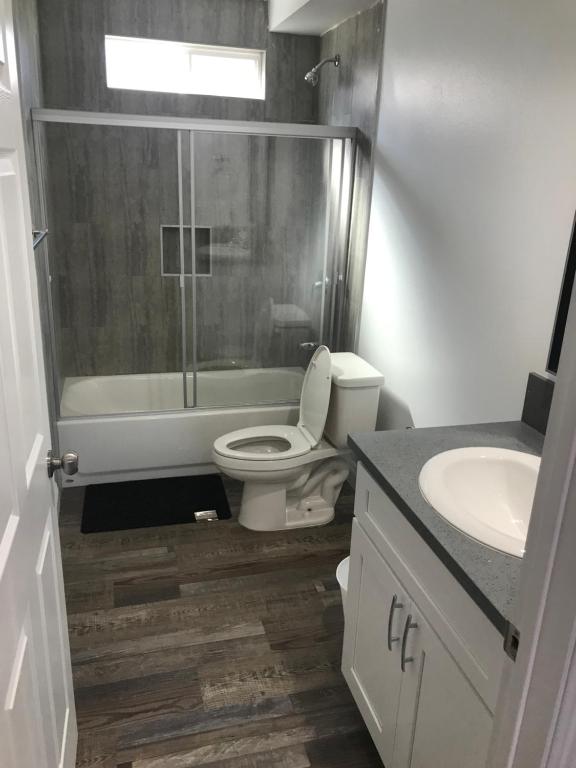 A1 LA City Hostel photo