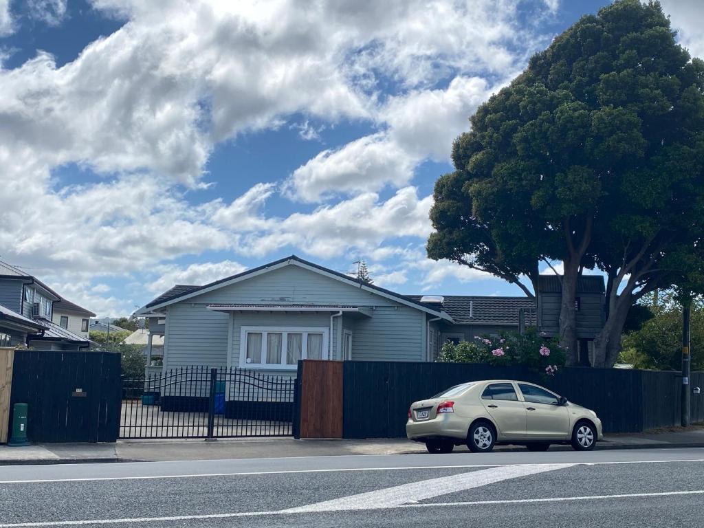 Knights rd beauty — Hotel in Wellington