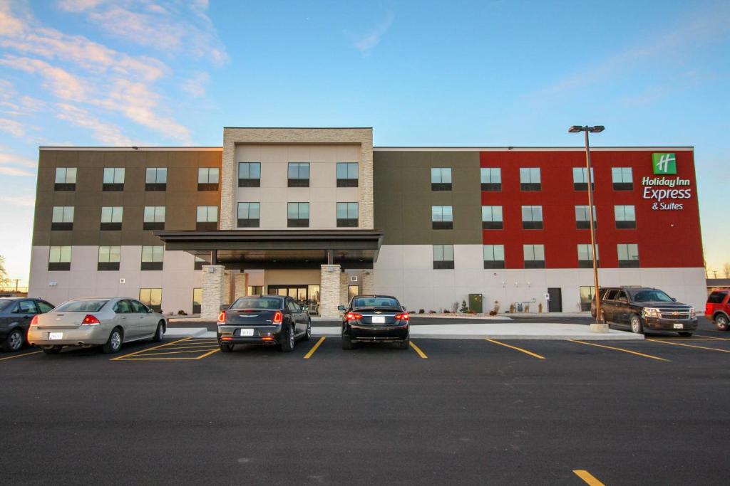 Holiday Inn Express & Suites - Kirksville - University Area photo