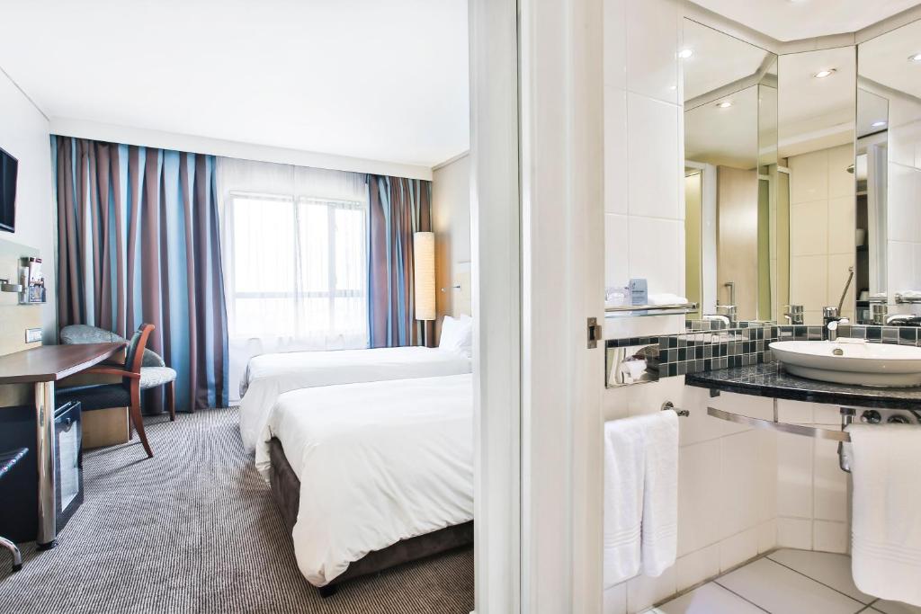 Holiday Inn Express Sandton-Woodmead Photo 20