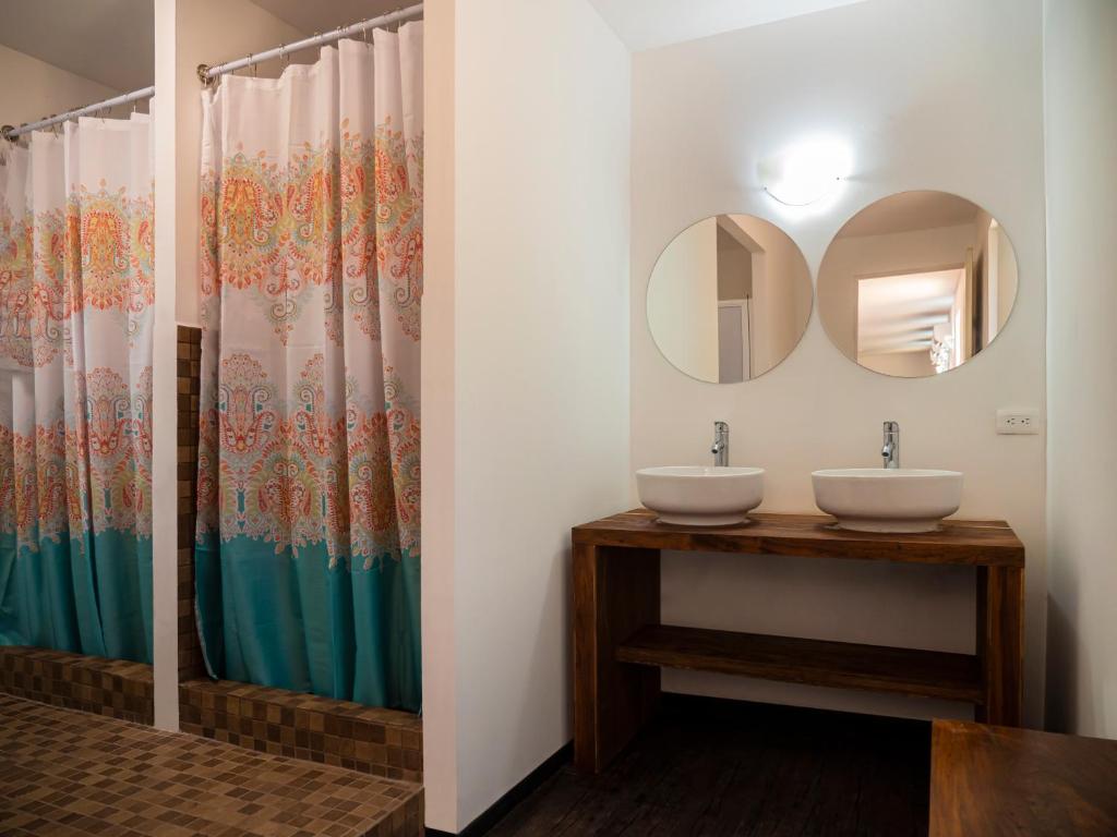 Colorbox beds and rooms by Milenium photo