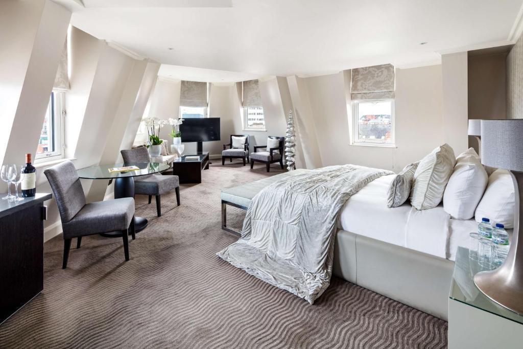 Radisson Blu Edwardian Mercer Street Hotel London Photo 43