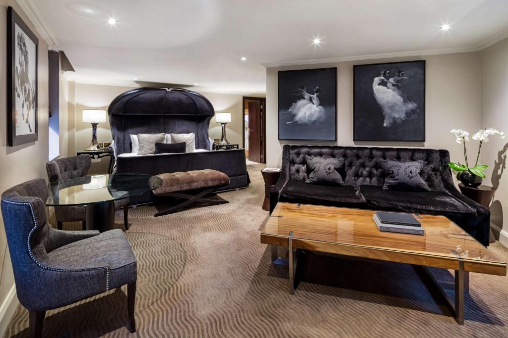 London Radisson Blu Hotel, London Mercer Street facility