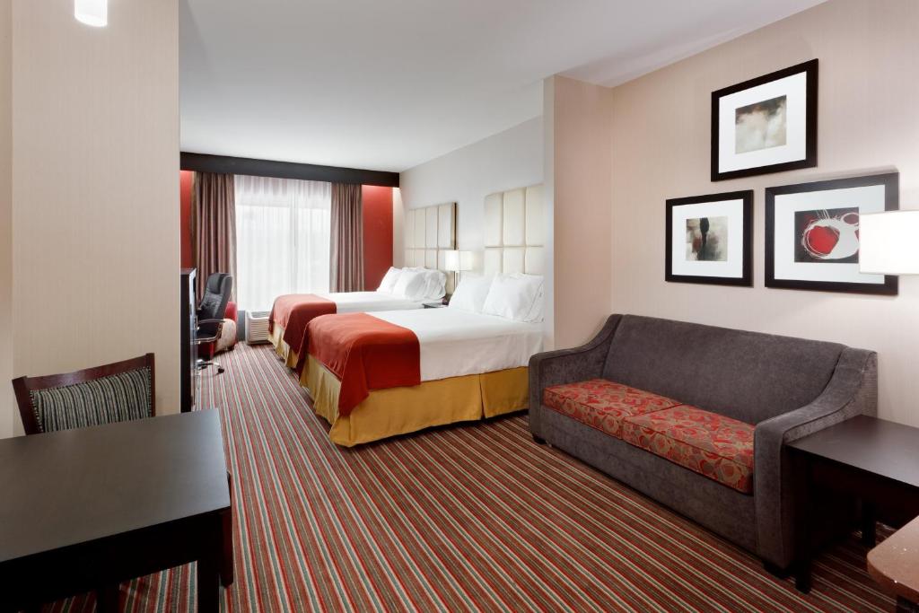 Holiday Inn Express & Suites Northeast photo