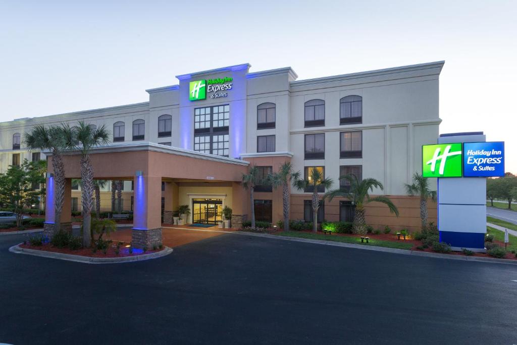 Holiday Inn Express Hotel & Suites Jacksonville Airport photo