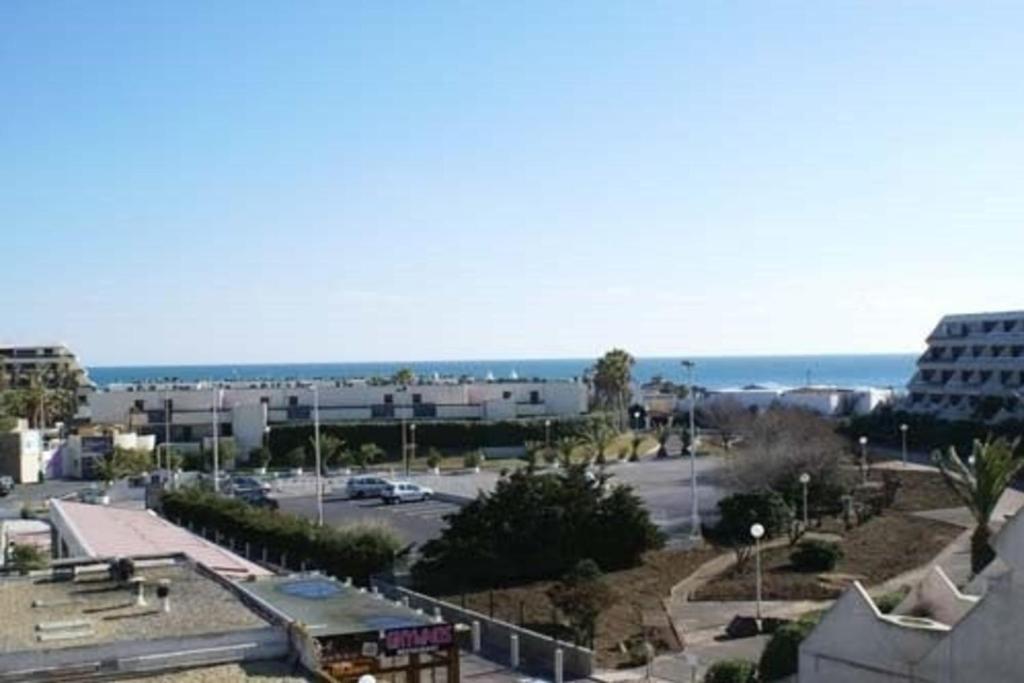 Naturiste Cap d'Agde Heliopolis F 61