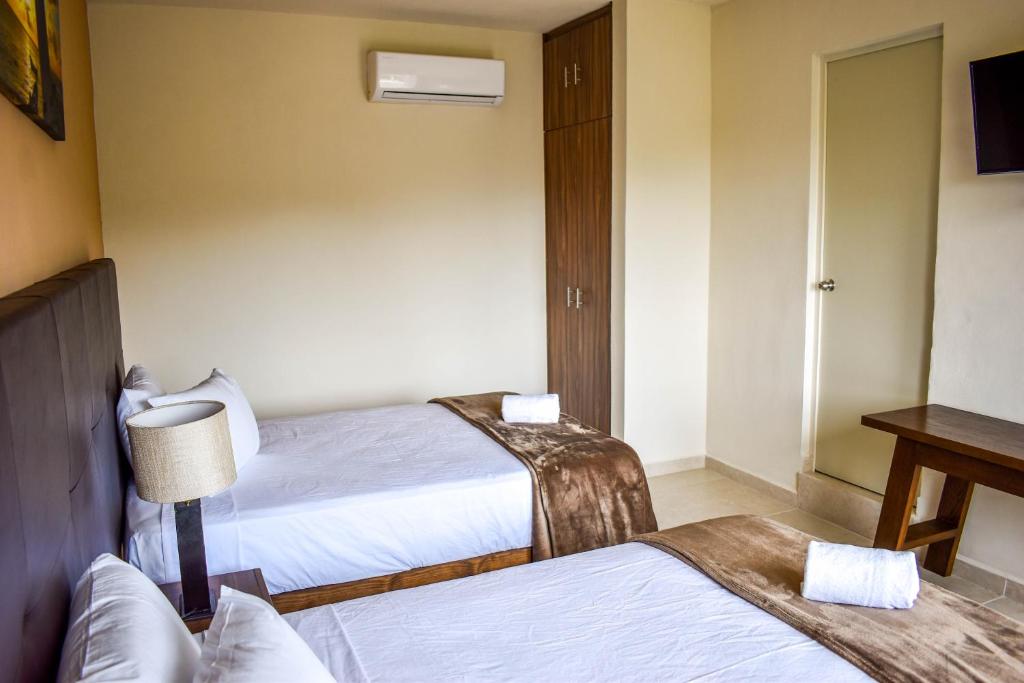 Hotel Muchin - 4