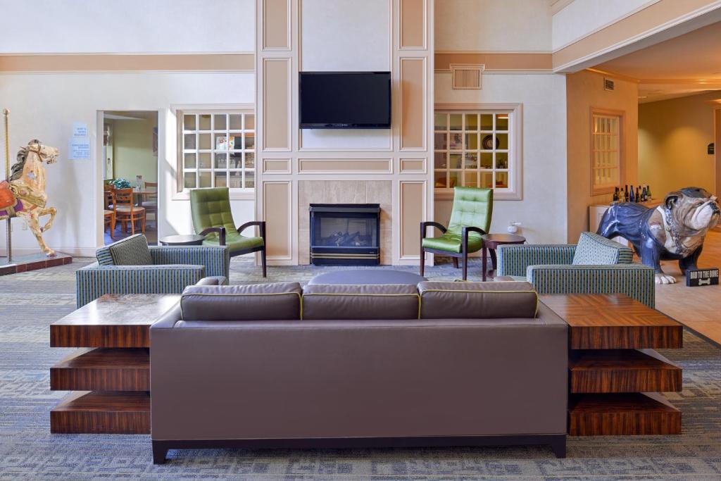 Holiday Inn Express Hotel & Suites-Saint Joseph photo