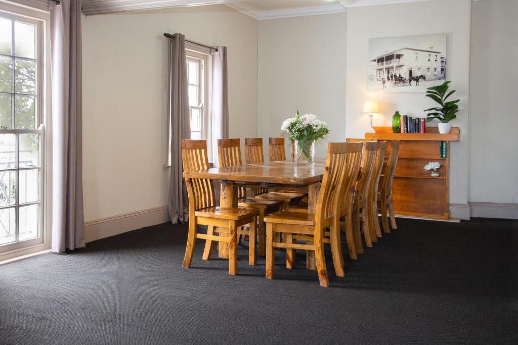 The Globe Hotel, Rylstone photo
