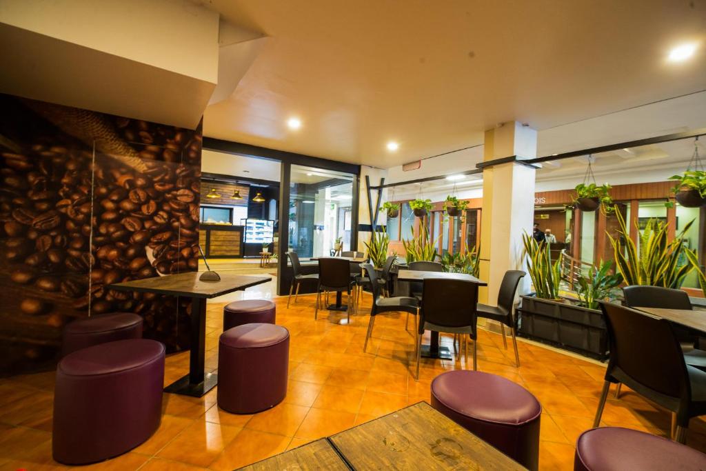 The Rubis レストラン