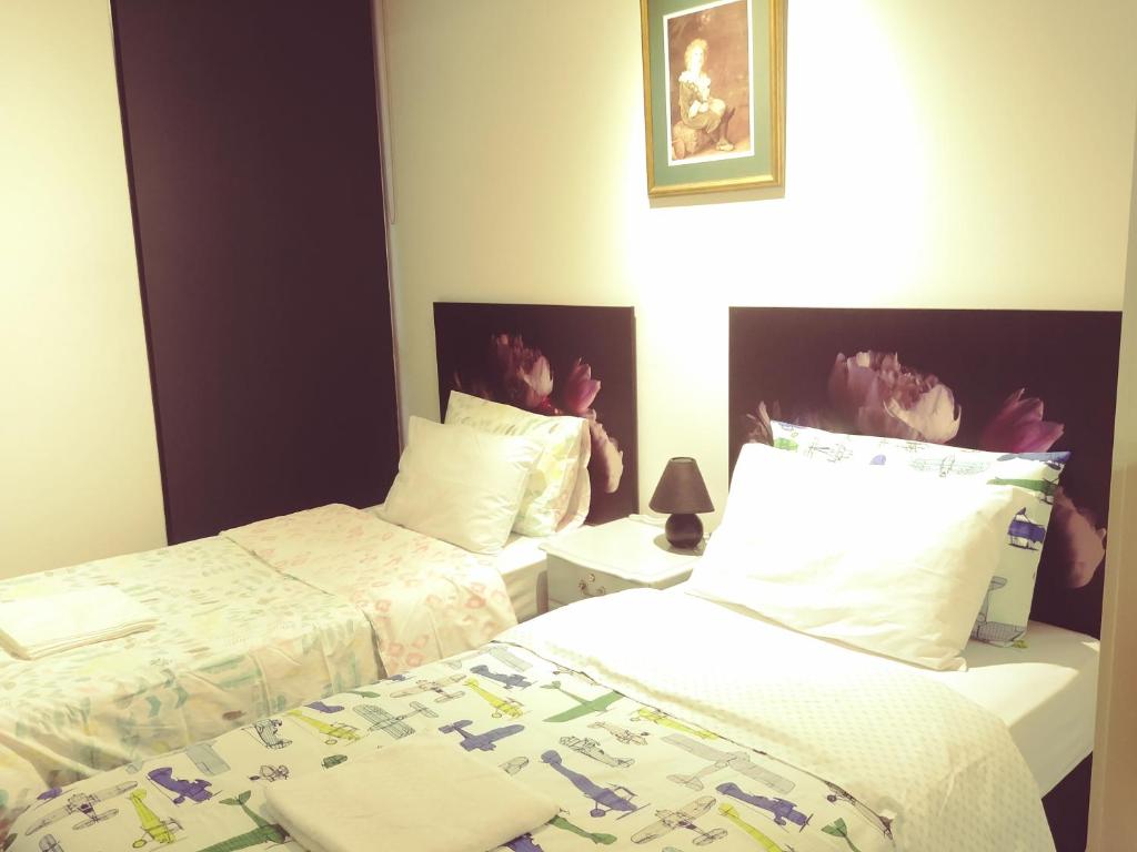 Camberwell Burke Road Apartment photo