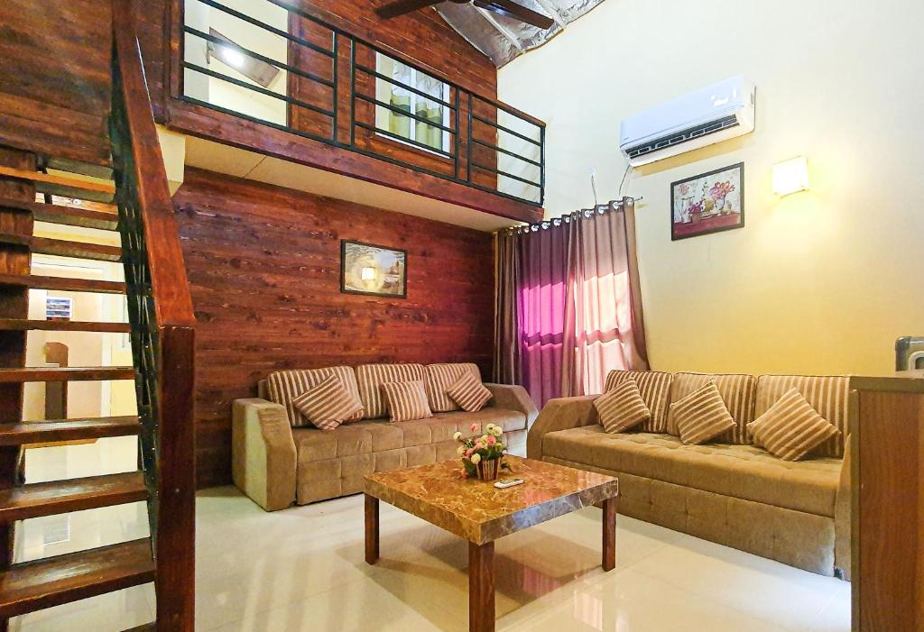 Rain Forest Resort photo