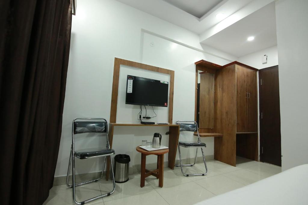 Hotel BG Inn photo
