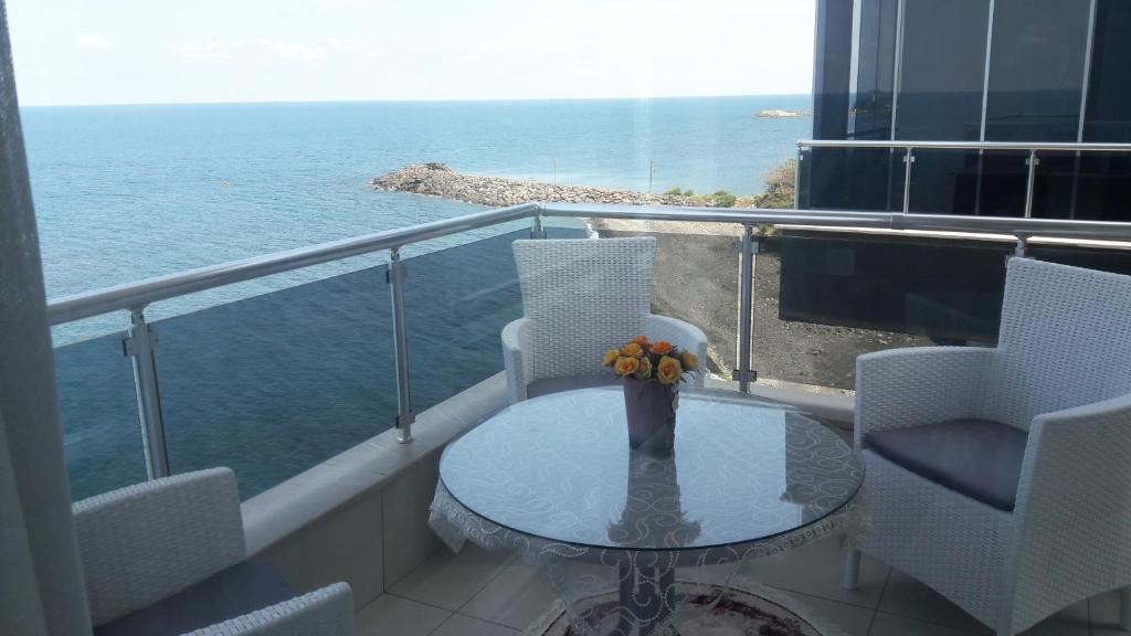 Trabzon Sea Palace photo