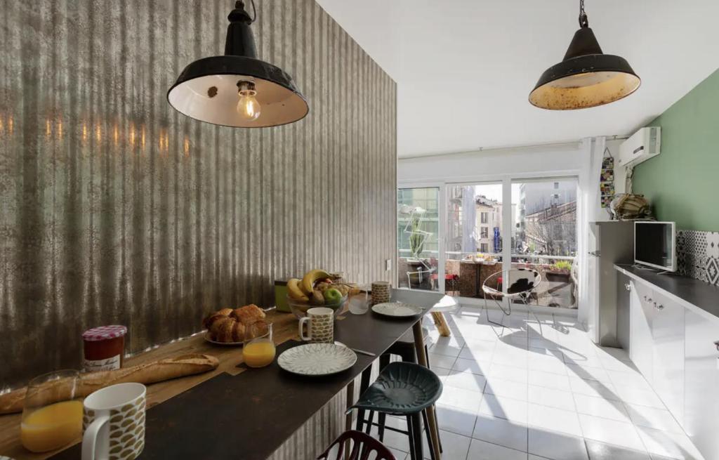 CANNES Festival Films Center, with 2 bedrooms and balcony - 3