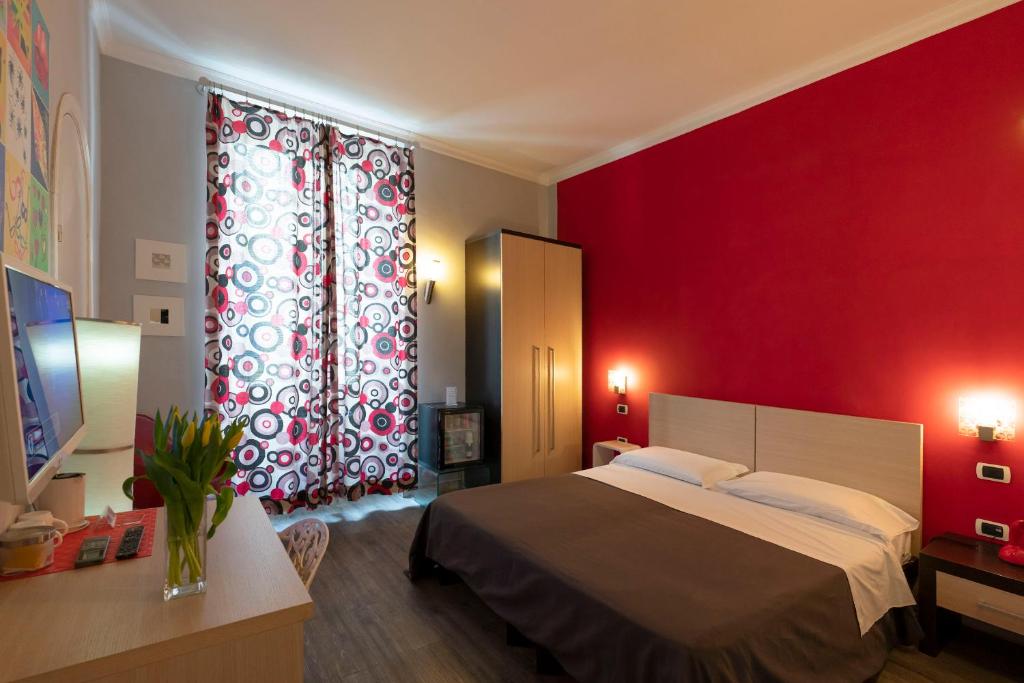 H Rooms boutique Hotel - 2