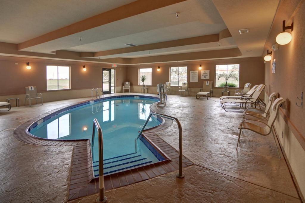 Holiday Inn Express Hotel and Suites Altus photo