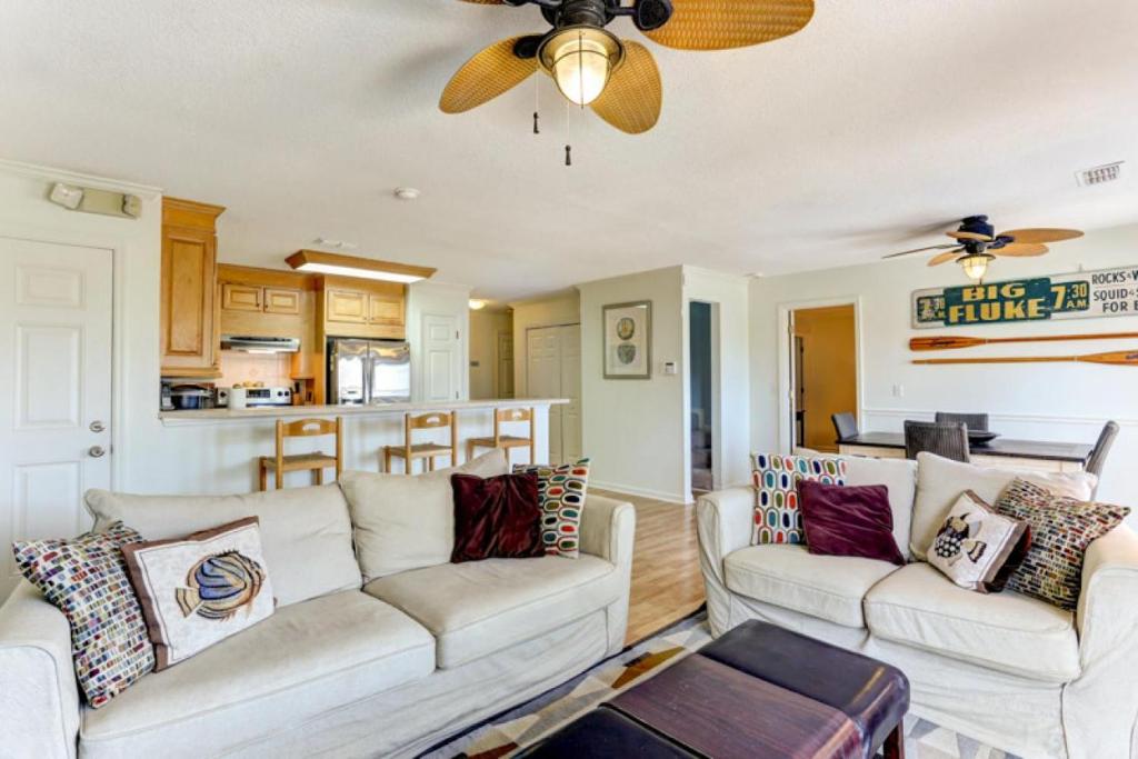 1423 N Fletcher, Fernandina Beach