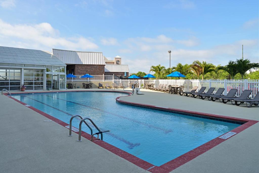 Holiday Inn Express Hotel & Suites Ocean City photo