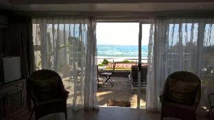 Sea Castle Hotel Camps Bay 전경